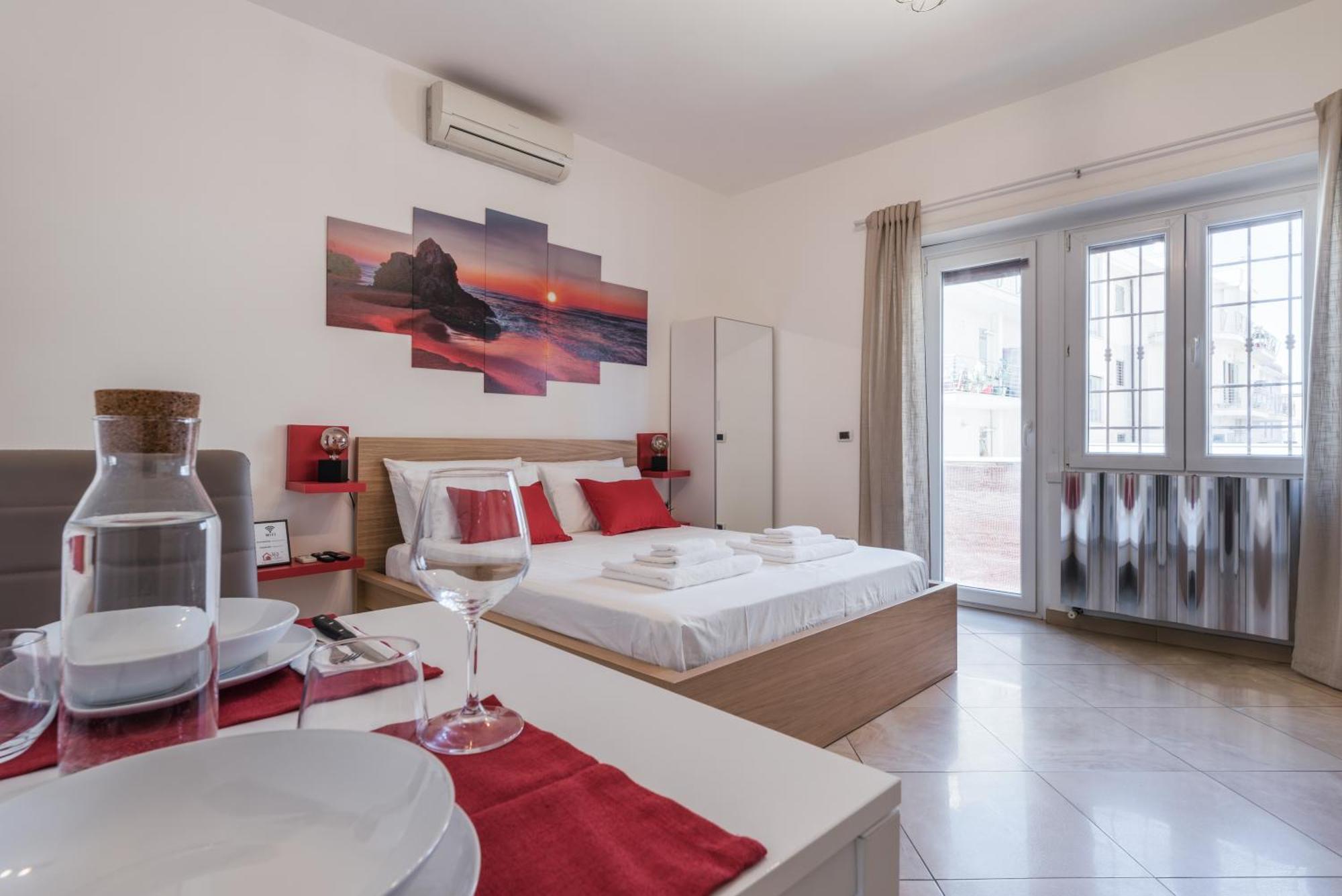 360 Guesthouse - Apartment With Terrace Фьюмичино Экстерьер фото